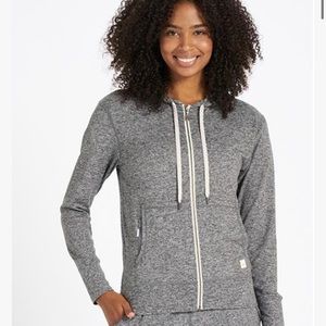 Vuori Women's Halo Performance Hoodie Medium